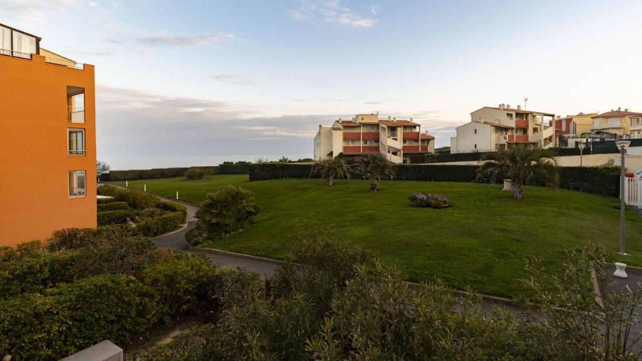 Les Indes Galantes- 23D- Studio Vue Mer- 4 Pers Agde Buitenkant foto